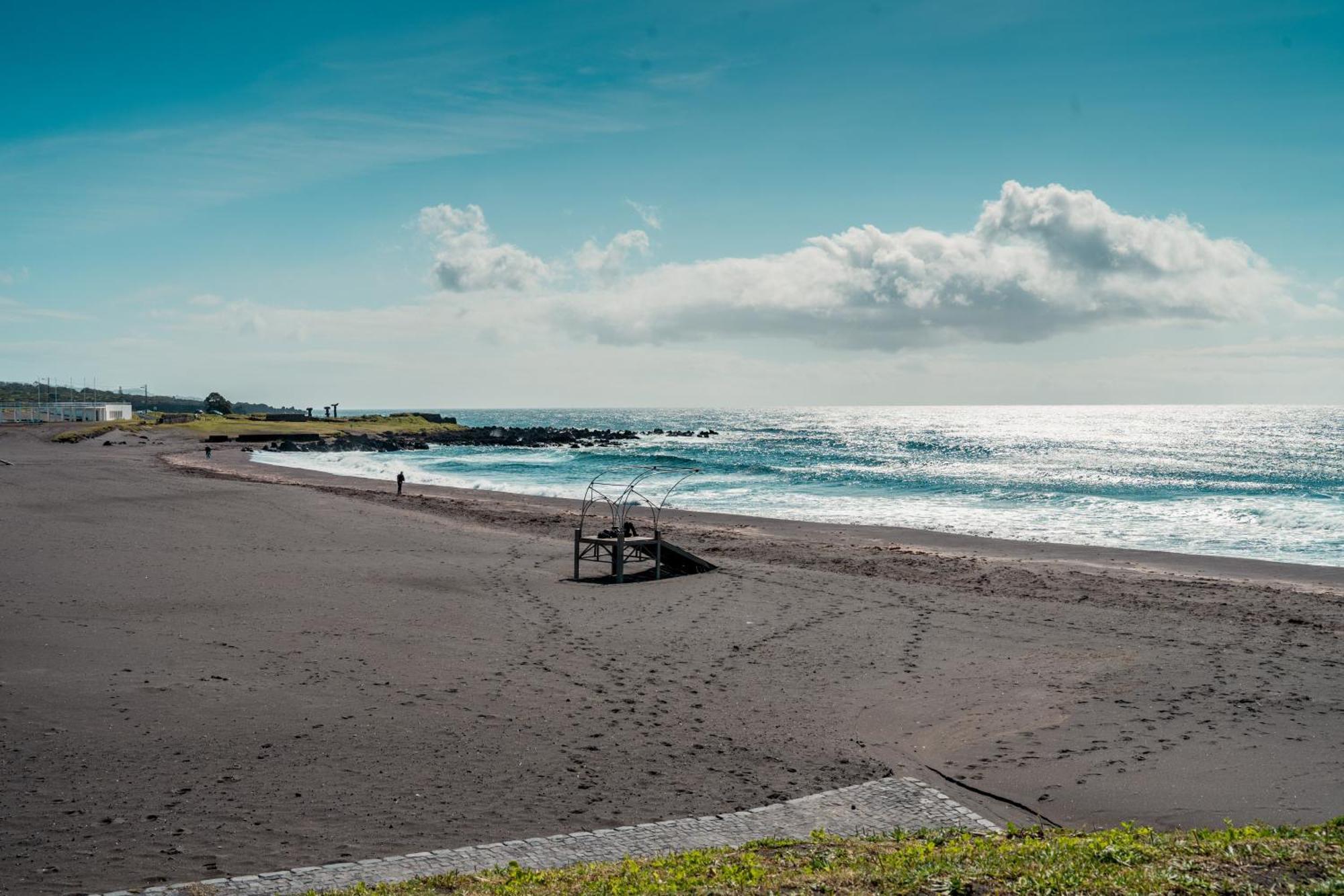 Beach Waves Apartment Ponta Delgada  Exterior photo